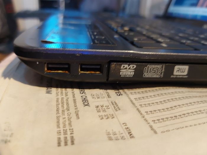 ACER ASPIRE 5738, Model No MS2264, Intel Core 2 Duo CPU T9550, 2.67GHz, 4GB Ram, 500GB HDD, Windows 7 32 bit, Firefox, Opera, Chrome and VLC