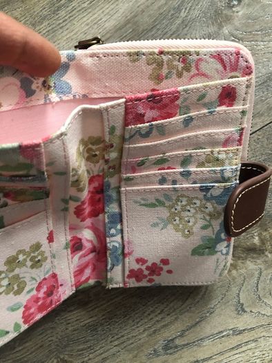 Ladies wallet