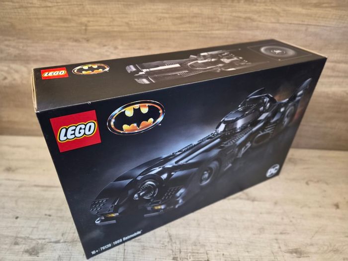 Lego 76139 - 1989 Batmobile
