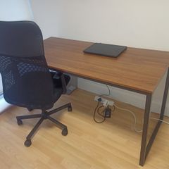 Office table / desk