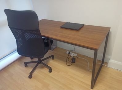 Office table / desk