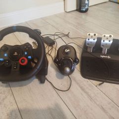 Logitech G29 Racing Wheel + Shifter Set