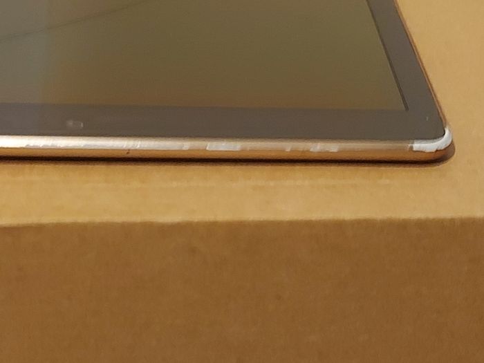 Samsung Galaxy Tab S, 10.5 inch, Model SM-T800, screen has a slight crack or 2 but touchscreen works fine
