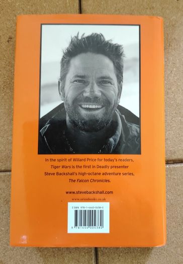 Tiger Wars by Steve Backshall Hardback with Dustjacket 2012 Near Fine Condition