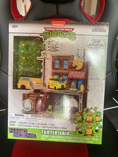 Teenage Mutant Ninja Turtles Lair - New and Sealed