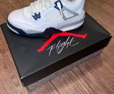 Nike Air Jordan 4 Retro Midnight Navy UK4