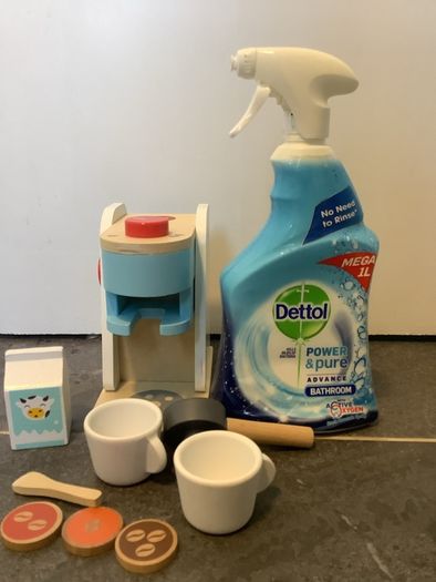 Wooden play coffee machine (Lidl)