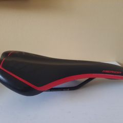 Merida Road or MTB Black & Red Saddle