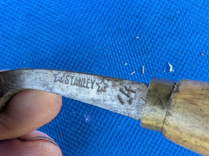 Leathercraft Edge Roller by Stanley