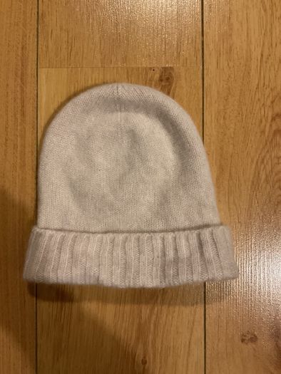 Carolyn Donnelly Cashmere Hat