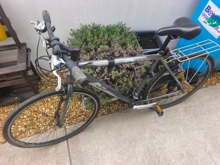 Ex- rental Hybrid Bikes