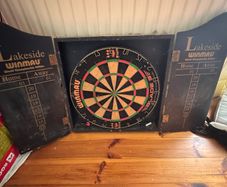winmau blade 3 dart board with case