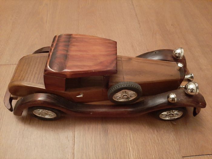 Wooden Car Ornament (Length 15 inches)