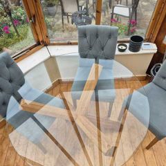 Dining Table & 6 Chairs