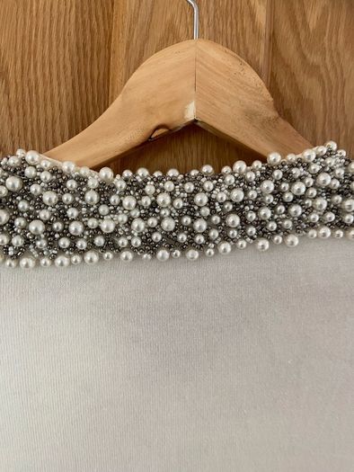 Pretty pearl cardigan size 16