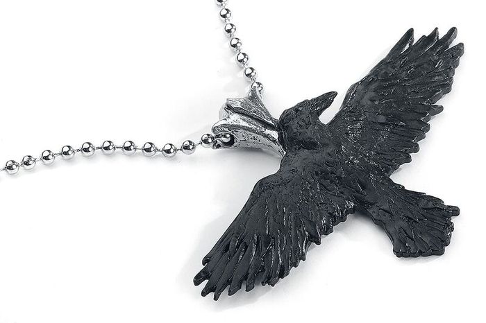 "Black Raven" Pendant by Alchemy Gothic (Brand New)