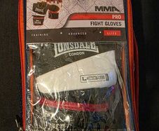 MMA Fight Gloves Lonsdale