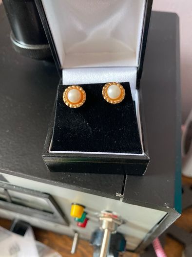 gold 9ct pearl ear rings