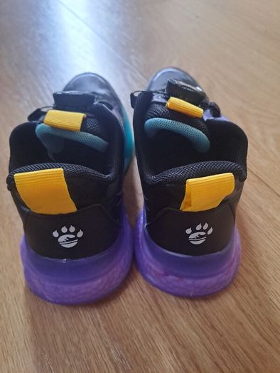Brand new never worn size 34 Kids runners for sale