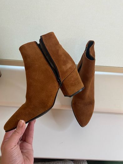 Brown Ladies Boots