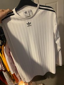addidas top