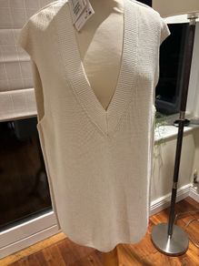 COS Cream Sleeveless Jumper - Brand New with Price Tag - Size M