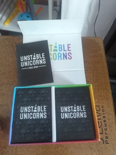 Unstable unicorns - game