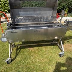 Rotisserie pig Spit