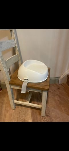 baby bjorn booster seat