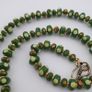 Vintage Venetian Style Green Eyes Tire Shape Glass Beads Necklace Image 4