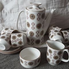 Arklow pottery coffee cups etc