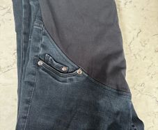 H&M Mama Maternity Jeans - Size M