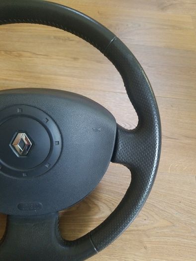 Reduced Renault steering wheel  and airbag 8200106307 B