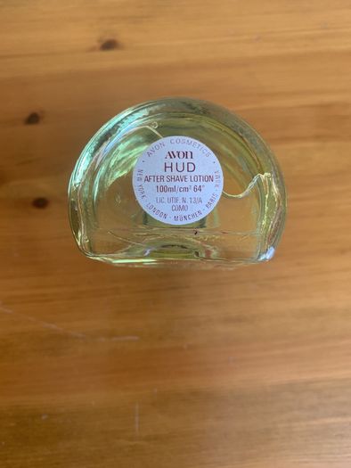 HUD aftershave