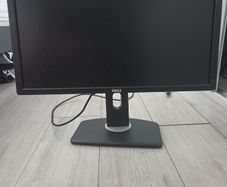 27 Inch Dell Monitor
