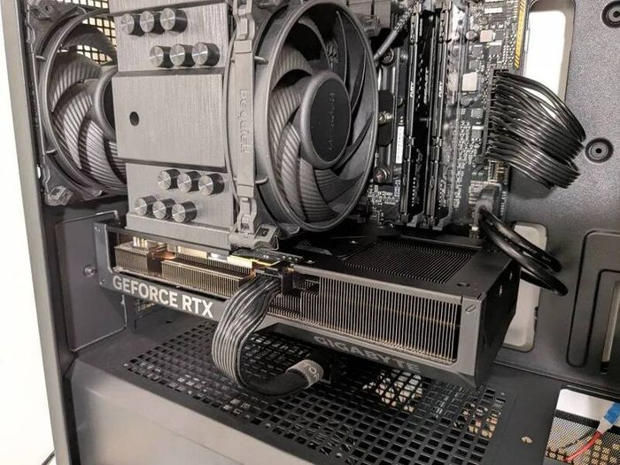 RTX 4070 Gigabyte