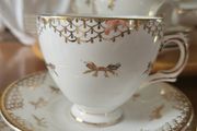 Fine bone China teaset Royal Tara gold white gilded 21 piece set