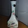 Aynsley Pembroke Pattern Square Sided Bud Vase in excellent condition Image 2