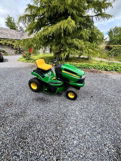 John Deere Lawn Teactor Ride on Mower