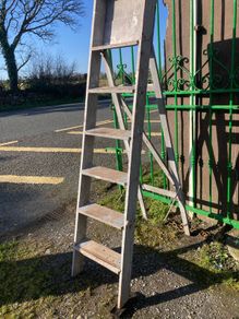 Wooden step ladder
