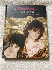 book Assassinated Beauty photographs of the manic street preachers