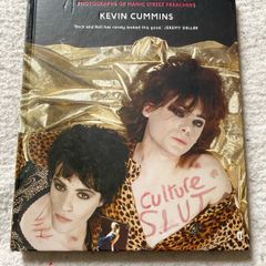 book Assassinated Beauty photographs of the manic street preachers