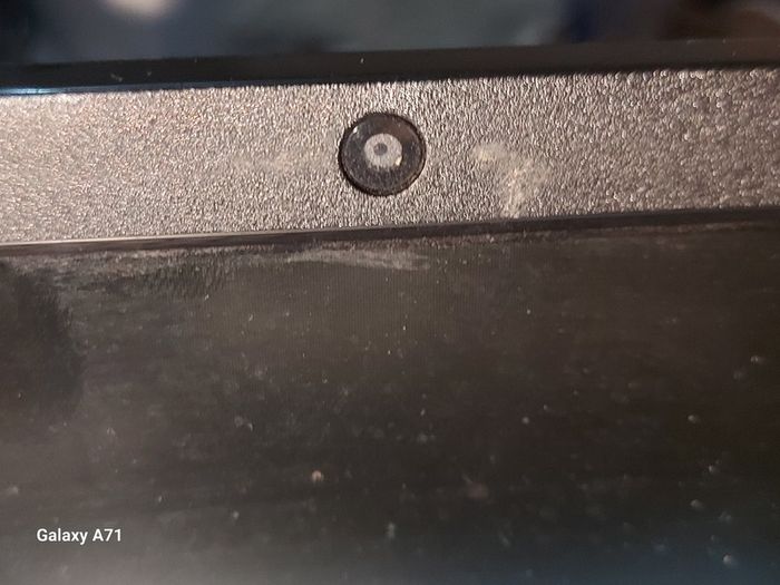 Samsung Notebook Model NP300E5A, Intel Core i5-2430M CPU, 2.4GHz, 4 GB Ram, 600GB HDD, Windows 10, Microsoft Edge, Chrome and VLC