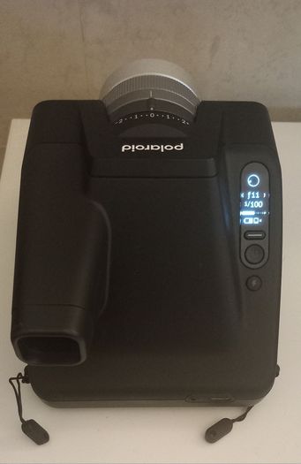 Polaroid I-2 + Case