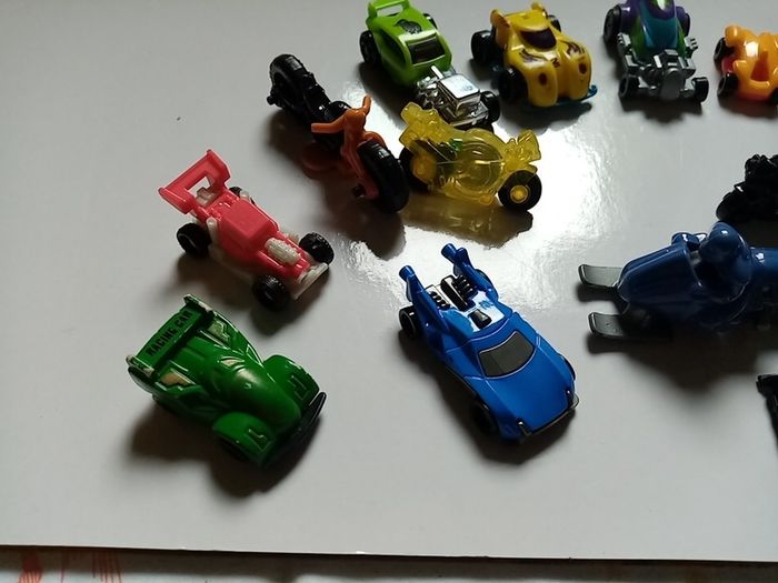 Bundle of small plastic cars