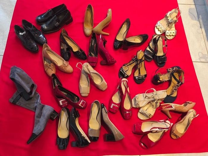 Women's leather shoes.