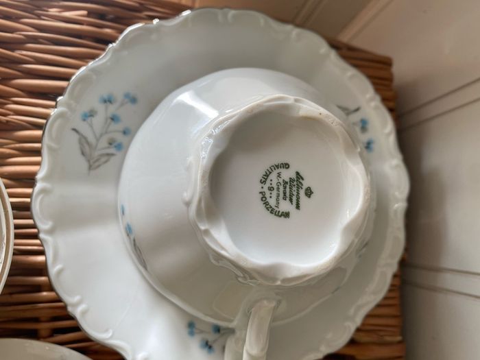 cups  & saucers - vintage china