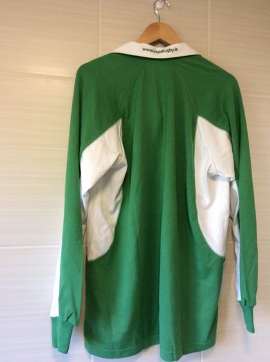 Ireland Rugby Jersey. Brand New With Tags. Triple Crown Winning Jersey Year 2006. Official Canterbury IRFU Jersey. Authentic Original From 2006. Not A Modern Day Remake.