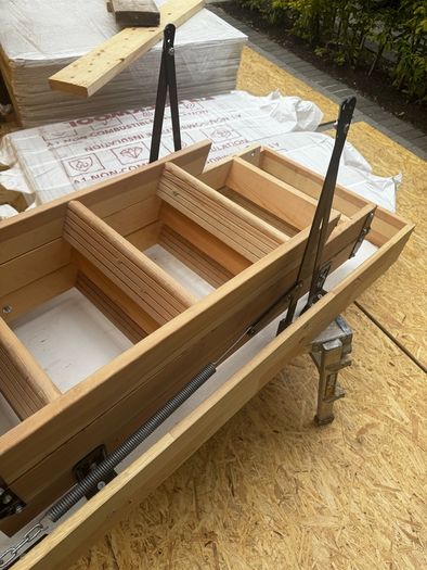 Attic ladder