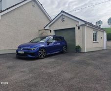 Golf R
